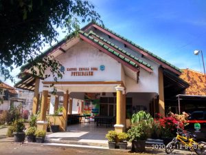 Balai Desa Putridalem